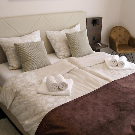 Apartman Neverin Apartment Rijeka Bagian luar foto