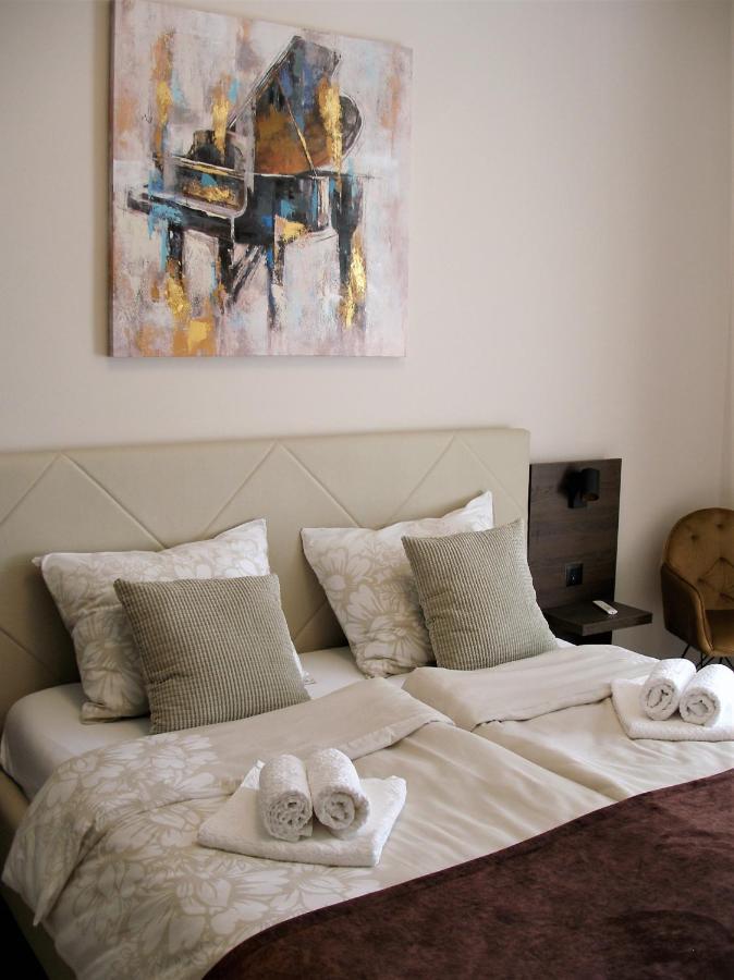 Apartman Neverin Apartment Rijeka Bagian luar foto
