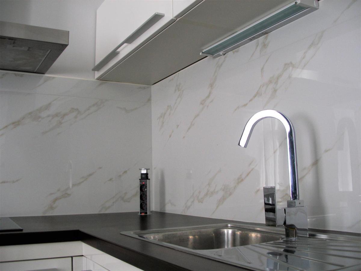 Apartman Neverin Apartment Rijeka Bagian luar foto