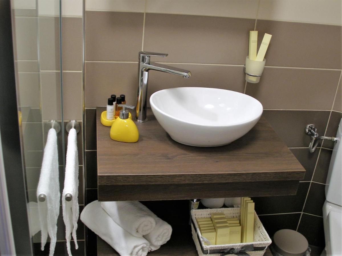 Apartman Neverin Apartment Rijeka Bagian luar foto